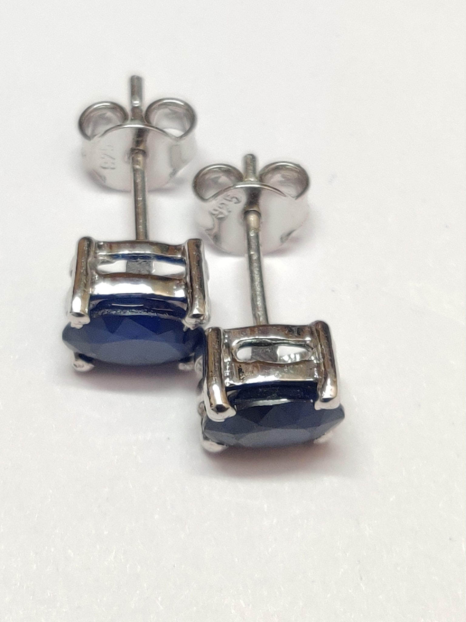 Sapphire Stud Earrings Blue Sapphire Cluster Earrings 2.1 Ct Blue Sapphire Earrings Natural Blue Sapphire Silver Birthstone Stud Earrings