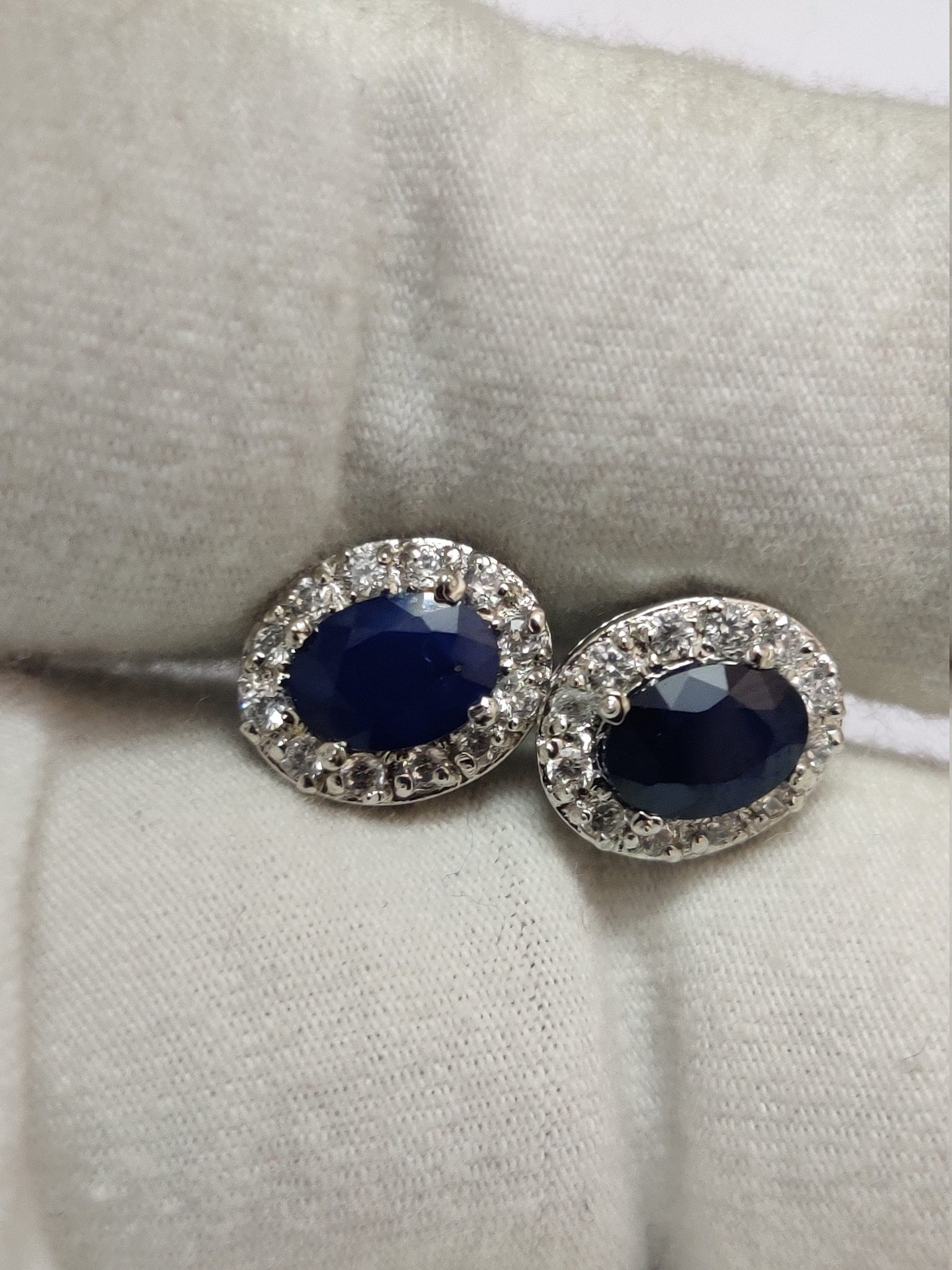 Blue Sapphire Earrings 2.1 Ct Blue Sapphire Stud Earrings 5x7 mm Oval Sapphire Cluster Earrings Natural Blue Sapphire Dainty Earrings